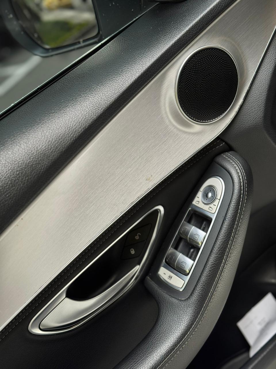 Mercedes Benz C180 2015