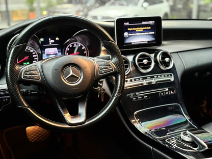 Mercedes Benz C180 2015