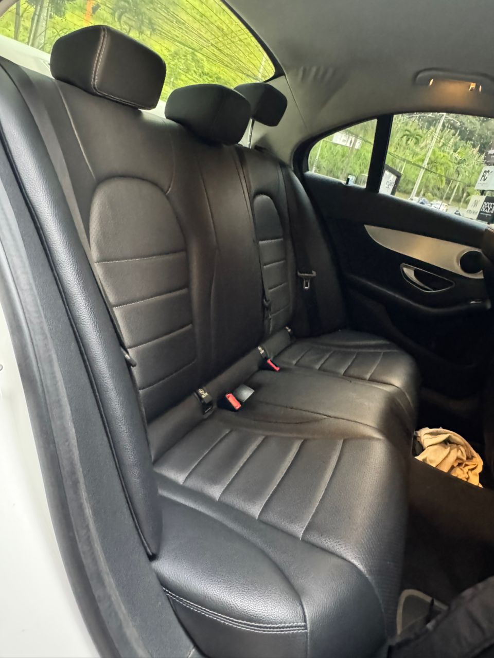 Mercedes Benz C180 2015