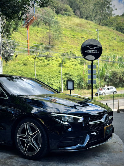 Mercedes Benz CLA 200 AMG Line 2023