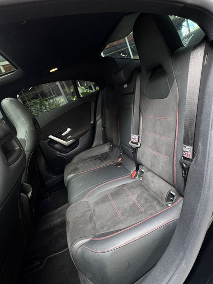 Mercedes Benz CLA 200 AMG Line 2023
