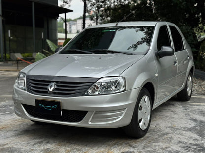 Renault Logan Familier 2015