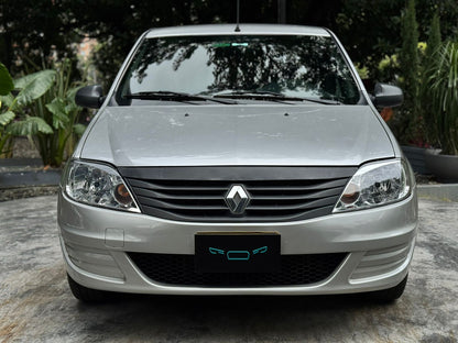 Renault Logan Familier 2015