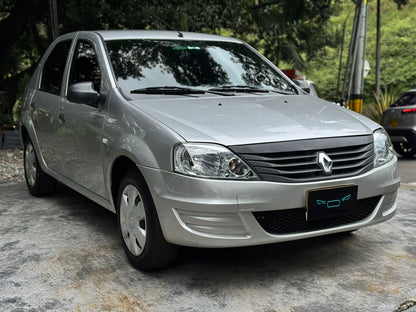 Renault Logan Familier 2015