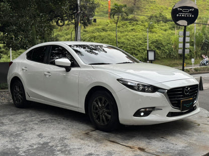 Mazda 3 Touring 2018