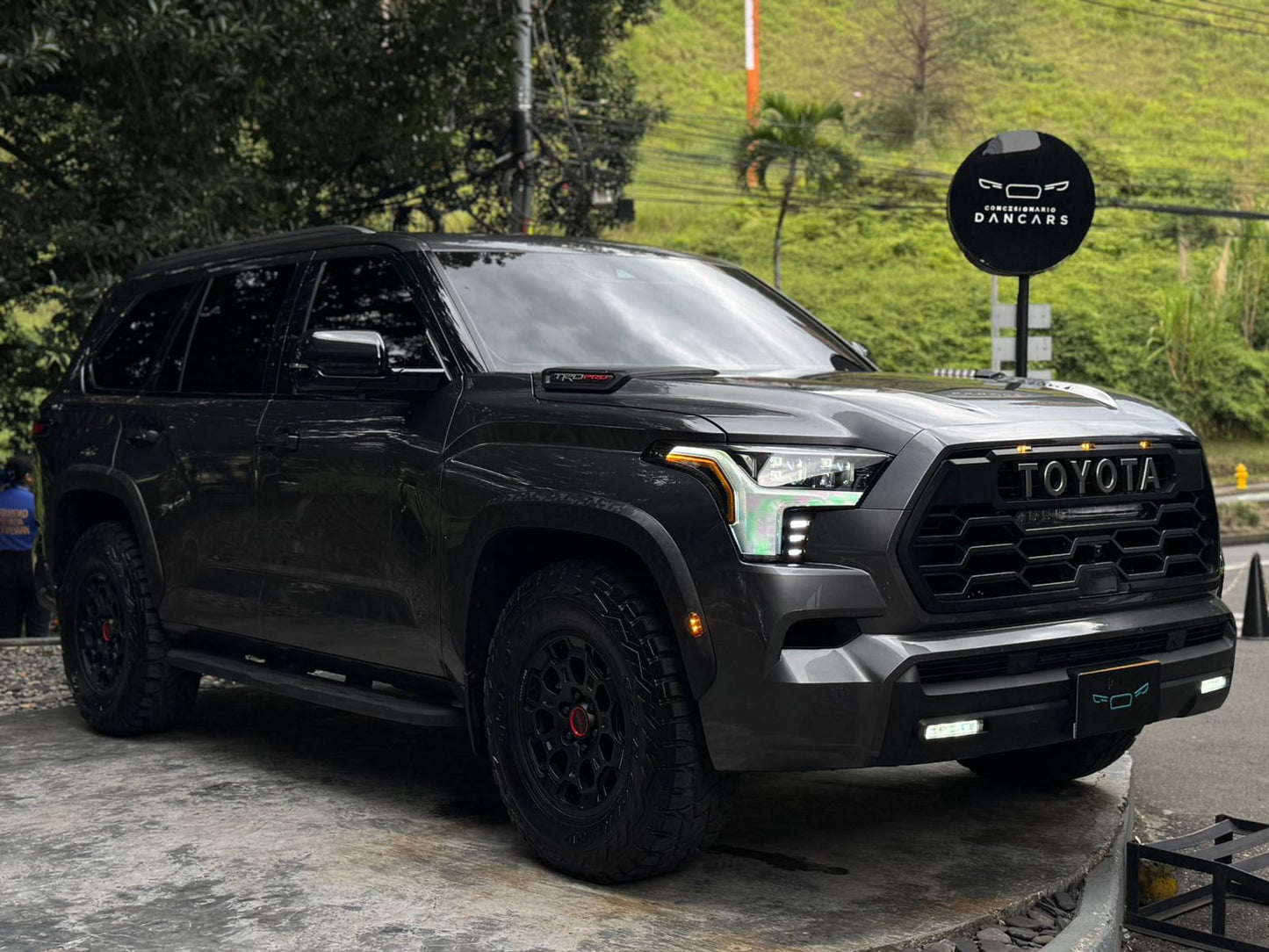 Toyota  Sequoia TRD Pro 2025