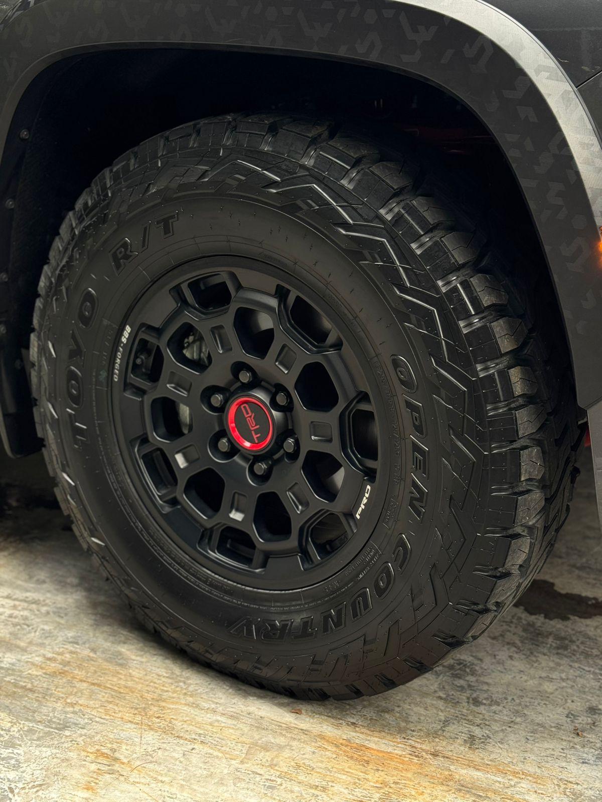 Toyota  Sequoia TRD Pro 2025