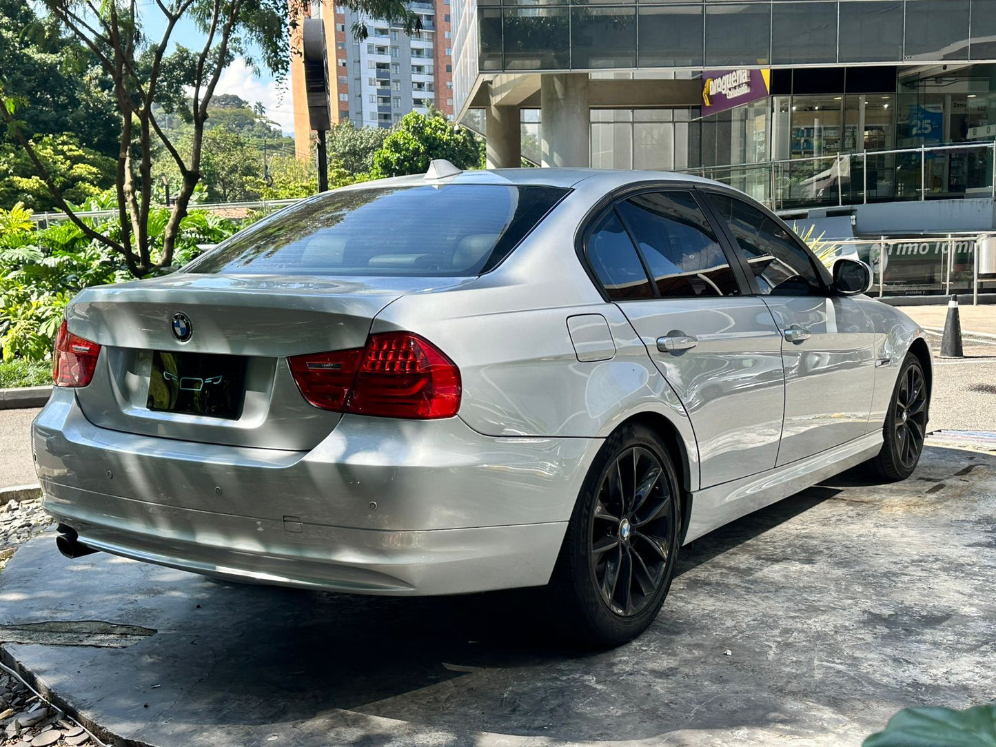 Bmw 320i Executive 2010